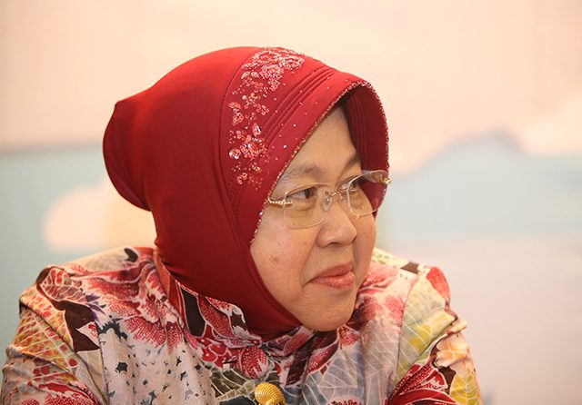 Wali kota tri rismaharini dite 640x446