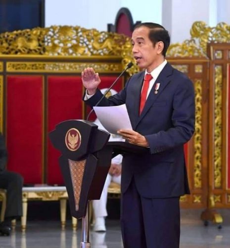Presiden Jokowi Instruksikan TNI dan Polri Dukung Penuh Kebijakan Penanganan Pandemi
