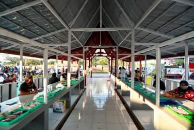 Destinasi wisata kuliner baru FISH MARKET FESTIFAL di KAMPUNG MANDAR Banyuwangi.