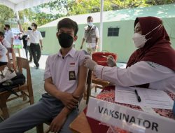 Vaksinasi Nyaah ka Lembur Berbasis Kecamatan dan Sekolah