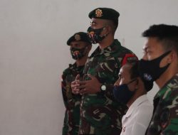 Satgas Yonarmed 6/3 Kostrad Gelar Sosialisasi New Normal Kepada Siswa-siswi di Perbatasan.