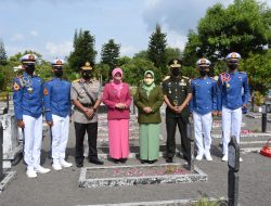 Sambut HUT TNI ke 76, Danrem 072/Pamungkas Ziarah Nasional di TMP Kusumanegara