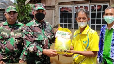 Dandim Sampit dan Forkopimda Tinjau dan Serahkan Bantuan untuk Korban Banjir