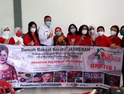 Anggota DPRD Komisi 3, Kota Bekasi dr Janet Aprilia Stanzah Giat Mendukung Program Pemberdayaan Perempuan Dengan Memberikan Berbagai Pelatihan
