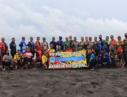 Gowes Baksos Korem 072/Pamungkas di Pantai Samas Bantul.