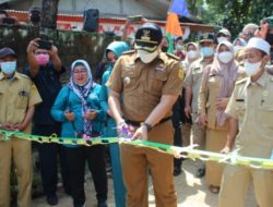 Warga Sumringah Camat Dramaga Tenny Ramdhani Resmikan Jalan Desa Sukadamai Melalui Bantuan Samisade Tahun 2022