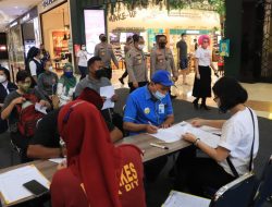 GENCARKAN VAKSINASI, POLDA DIY ADAKAN VAKSINASI MASSAL BERSINERGI DENGAN BERBAGAI STAKEHOLDER