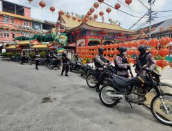 Menjaga Situasi Kamtibmas Tetap Kondusif Dan Aman Selama Perayaan Imlek di Kota Singkawang Satbrimob Polda Kalimantan Barat Kembali Lakukan Patroli