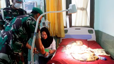Dandim 0608/Cianjur Jenguk Anak Penderita Gizi Buruk