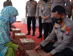 Kapolda Banten Dampingi Kalemdiklat Polri Tinjau Vaksinasi Booster Serentak di PLTU 2 Labuan