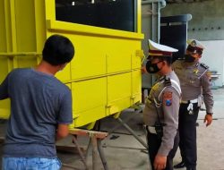 Satlantas Polresta Banyuwangi Lakukan Pengawasan dan Sosialisasi Kendaraan ODOL