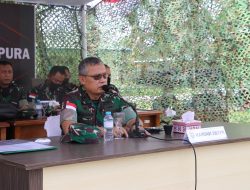 Kasdam XII/Tpr Cek Kesiapan Operasi Satgas Pamtas RI-Malaysia Yonif 645/Gty