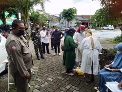 Babinsa Koramil 0825/13 bersama Tim Tracer laksanakan Tracing Pasien Positif Covid 19 diwilayah Kecamatan Singojuruh