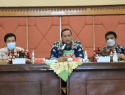 Plt Wali Kota Bekasi: Relawan Puskesos Punya Peran Strategis di Masyarakat
