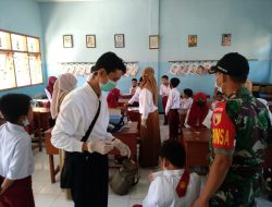 Vaksinasi Tahab II di SDN 2 Sukonatar Penuh Kegembiraan