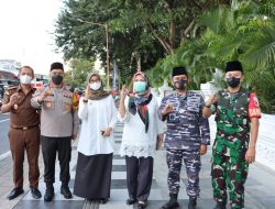 10 Ribu Takjil Forkopimda Banyuwangi Ludes dalam 30 Menit