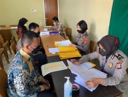 Anggota Bagren Polresta Tangerang menjadi panitia Pemeriksaan Administrasi Awal Seleksi Penerimaan Anggota Polri Baru tahun 2022