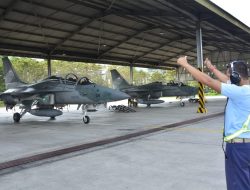 Fighter Lanud Iswahjudi Latihan Pengeboman Air To Ground di AWR Pulung
