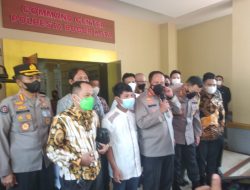 Kapolda Jabar Inisiasi Perdamaian Pihak Korban dan Tukang Buah