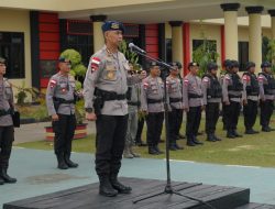Kombes Pol Muhamad Guntur Pimpin Upacara (PTDH) Terhadap Salah Satu Personil Anggota Brimob Polda Kalbar
