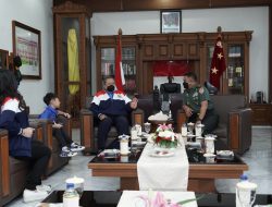 BAPAK SBY KUNJUNGI AKADEMI MILITER