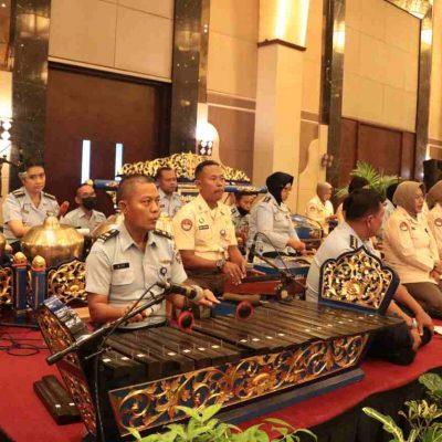 Karawitan AAU Iring Kebersamaan Kasau Dengan Purnawirawan TNI AU