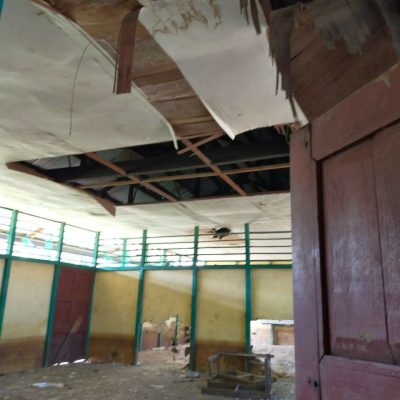 SD Negeri 10 Teluk Klansam Sampai Sekarang Kondisinya Memprihatinkan 