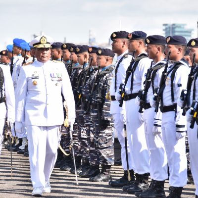 Upacara Hari Ulang Tahun Ke-77 TNI AL Tahun 2022 di Pimpin Danlantamal XII Laksma TNI Suharto