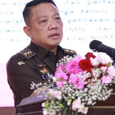 JAKSA AGUNG MUDA TINDAK PIDANA KHUSUS: JANGAN PERNAH TAKUT DAN GENTAR DALAM MENGHADAPI CORRUPTOR FIGHT BACK