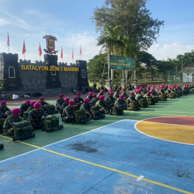 TUMBUHKAN KEMANUNGGALAN TNI DAN RAKYAT PRAJURIT MENART 2 MAR LAKSANAKAN TMMD KE 115