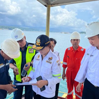 BERSIAP LAYANI ANGKUTAN NATAL 2022 DAN TAHUN BARU 2023, KEMENHUB GELAR UJI KELAIKLAUTAN KAPAL DI PELABUHAN AMBON