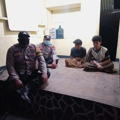 Polsek Rangkasbitung  Laksanakan Program Kapolres “Lebak Ngariung”Kampung Cibungur