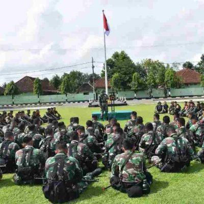 Asah Kemampuan Prajurit Raider, Danbrigif R 9 Kostrad Buka Latihan Pemantapan Yonif R 515 Kostrad