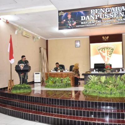 Danpussenarmed Kunjungan Kerja ke Markas Batalyon Armed 11 Kostrad