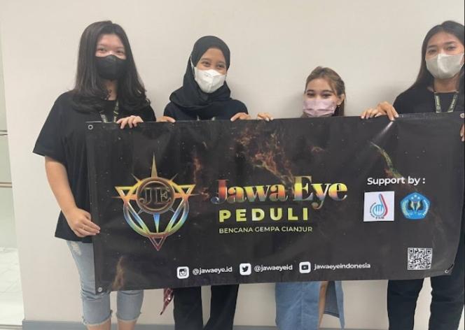 Bersama Relawan Mahasiswa, Jawa Eye Indonesia Salurkan Bantuan untuk Korban Gempa di Cianjur