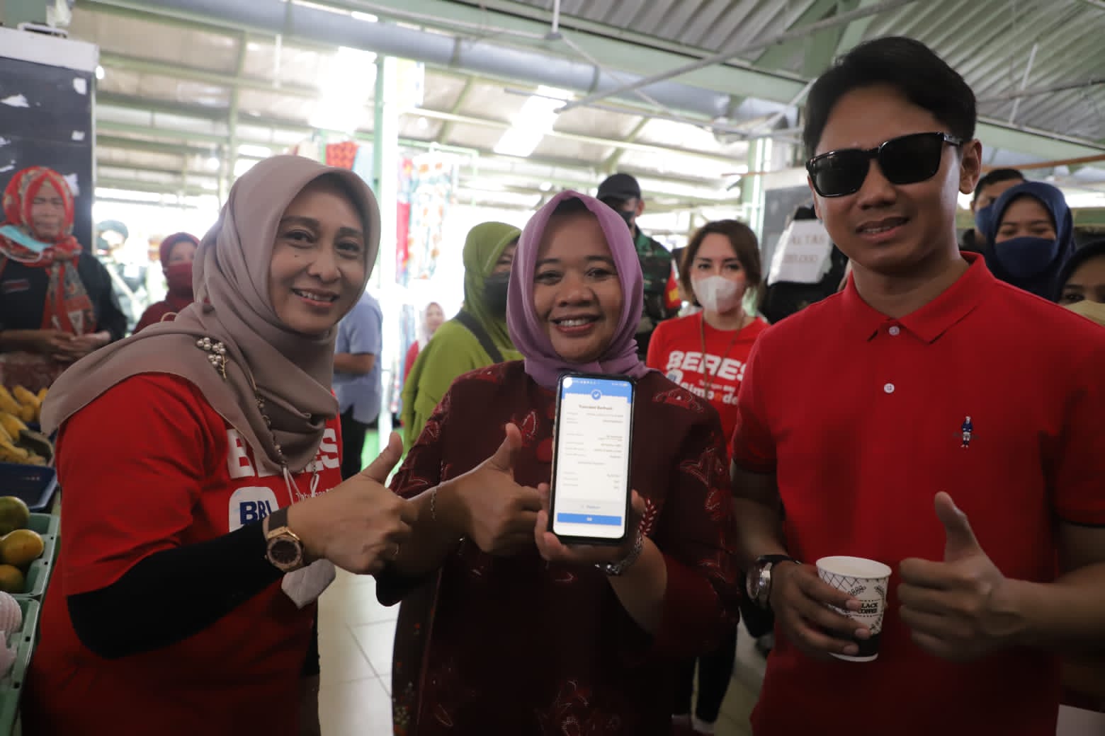 Bupati Sleman Meresmikan Pasar Wage Sekaligus Meluncurkan Sistim Pembayaran Digital Di Pasar Turi