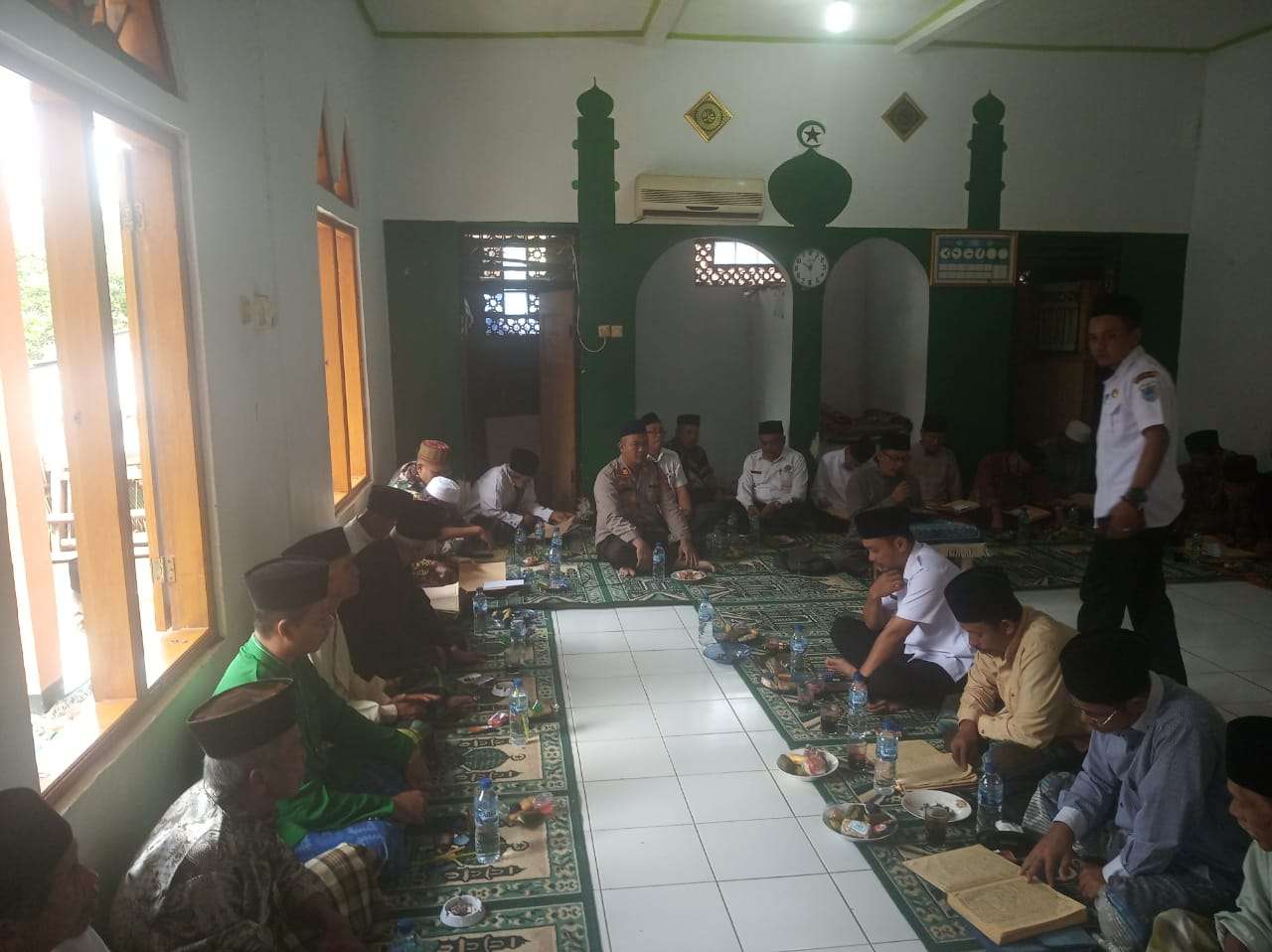 Polsek Cadasari Polsek Cadasari Gelar Dzikir dan Doa Bersama Di Akhir Tahun 2022