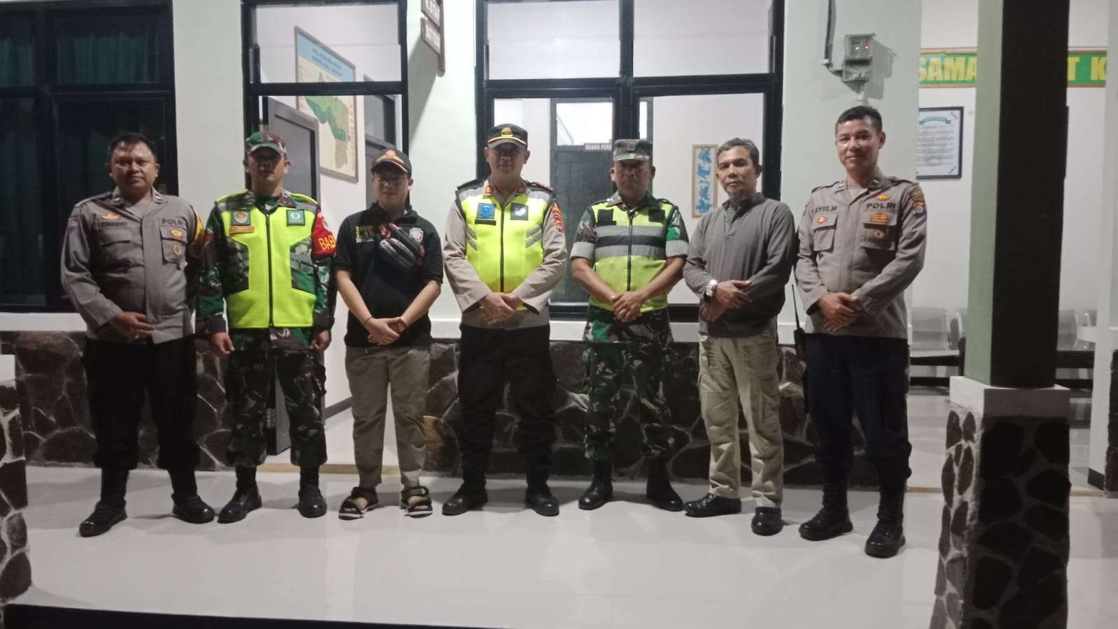 Patroli Malam Polsek Cadasari, Ajak Koramil dan Satpol PP Bersinergi Ciptakan Kondusifitas