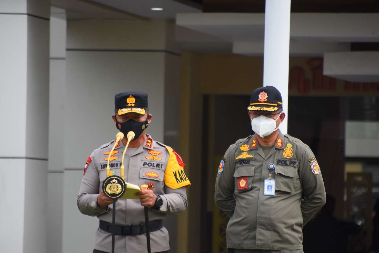Kapolda DIY, Pimpin Apel Gelar Pasukan Operasi Lilin 2022.