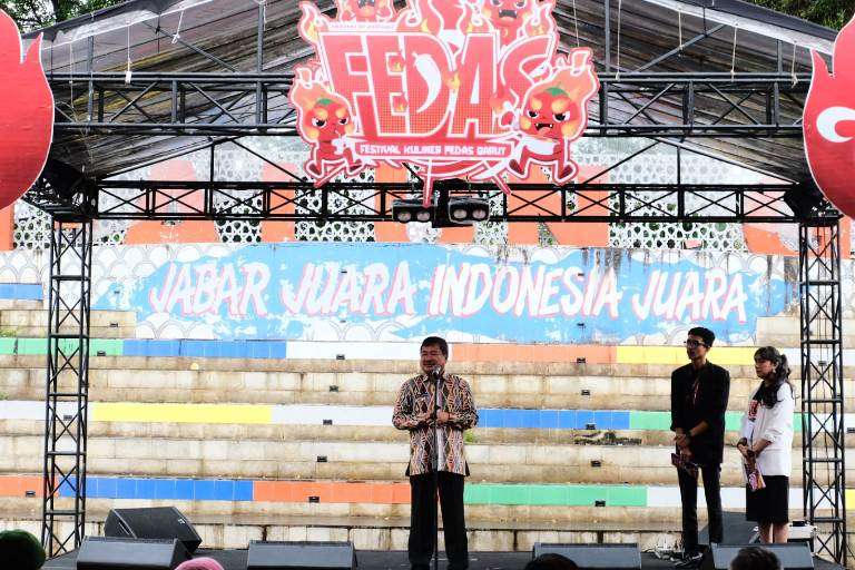 Festival Kuliner Pedas Resmi Dibuka Bupati Garut