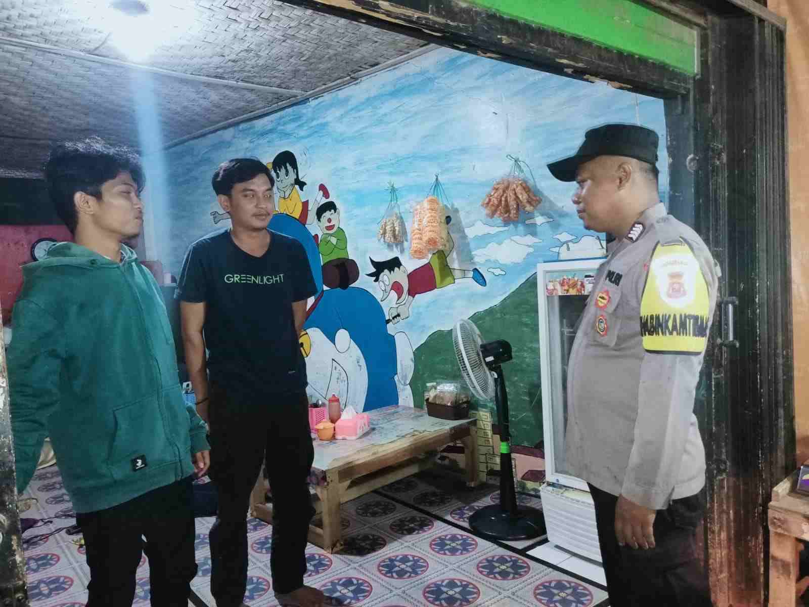 Babinkamtibmas Sambangi Anak Remaja Untuk Berikan Himbauan dan Pesan Pesan Kamtibmas