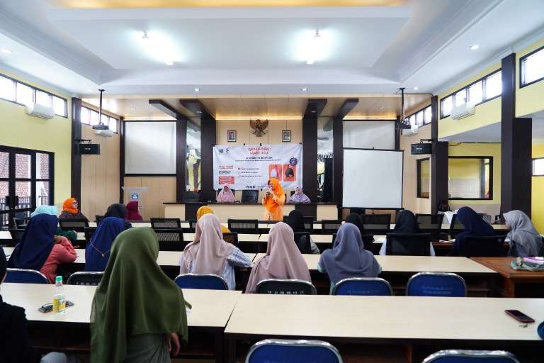 Peringati Hari Ibu Ke-94, KAMMI Garut Gelar Seminar Perempuan