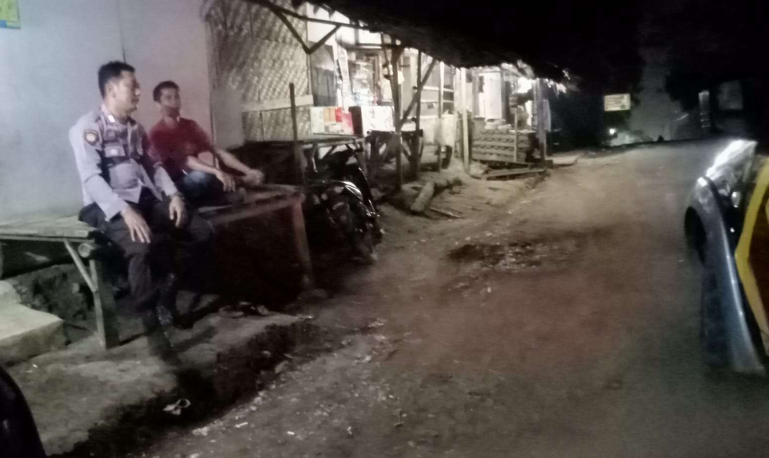 Patroli Malam Minggu Agar Wilayah Hukum Polsek Saketi Tercipta Situasi Yang Kondusif