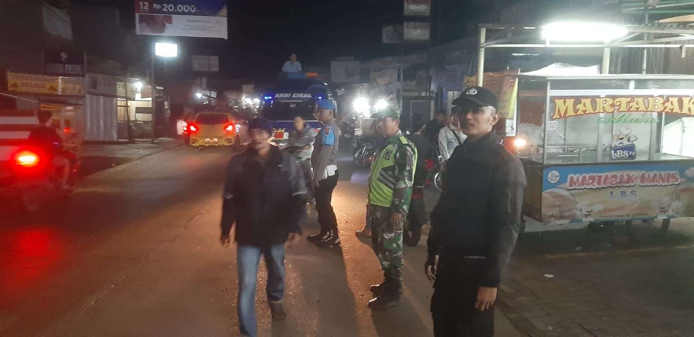 Patroli Gabungan TNI-Polri, Polsek Picung dan Koramil Gelar Patroli Malam