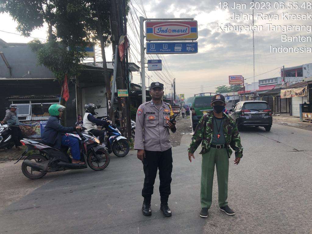 Rawan Kemacetan Menjadi Atensi Polsek Balaraja Ciptakan Kamtibcar Lantas Pagi Hari