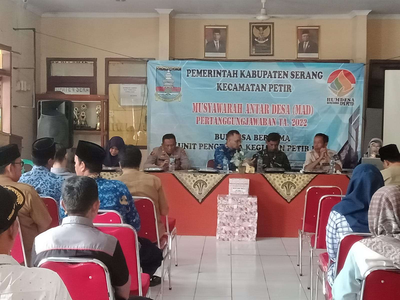Kapolsek Petir Hadiri Musyawarah Antar Desa di Aula Kecamatan Petir (MAD)