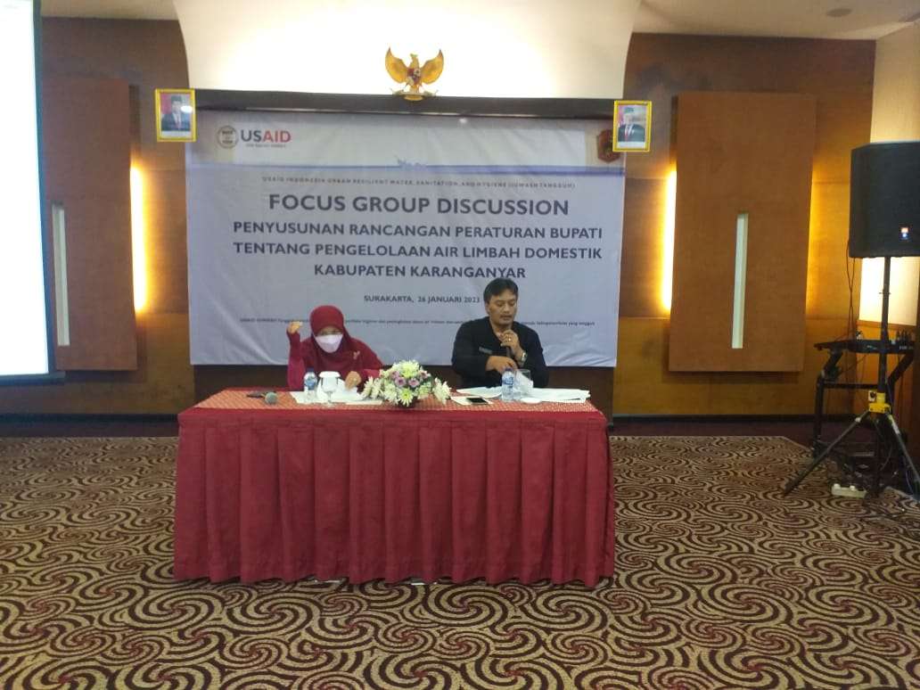 MENUJU SANITASI AMAN 2024, USAID IUWASH TANGGUH MELAKUKAN PENYUSUNAN PERATURAN AIR LIMBAH DOMESTIK DI KARANGANYAR