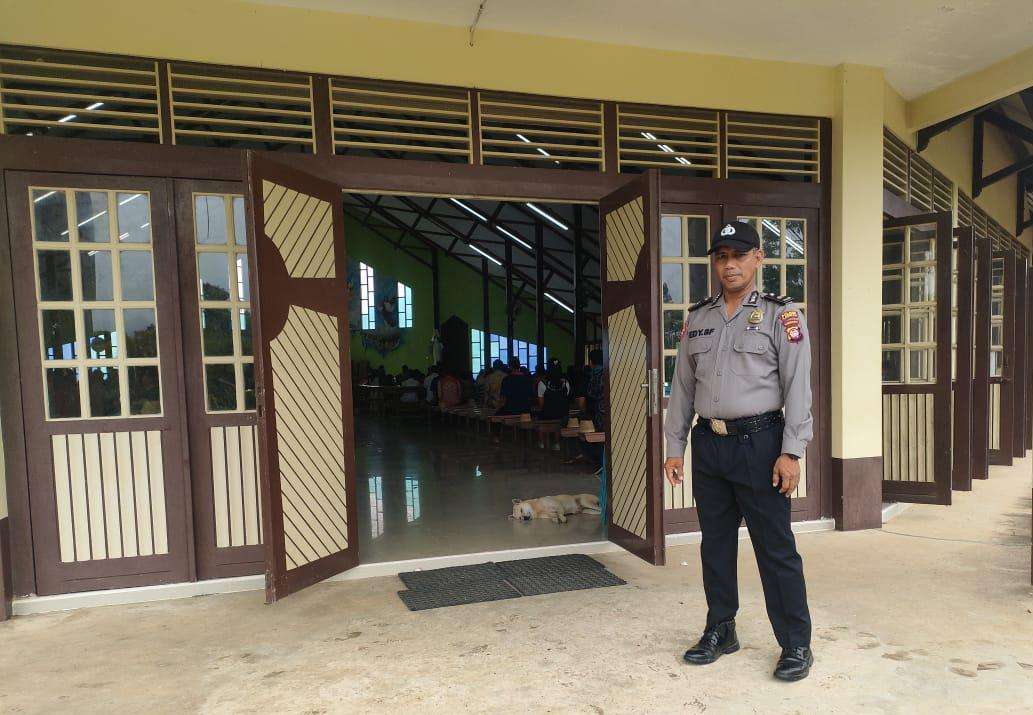 Personil Polsek Air Besar Tetap Kedepankan Harkamtibmas Meski Dihari Libur