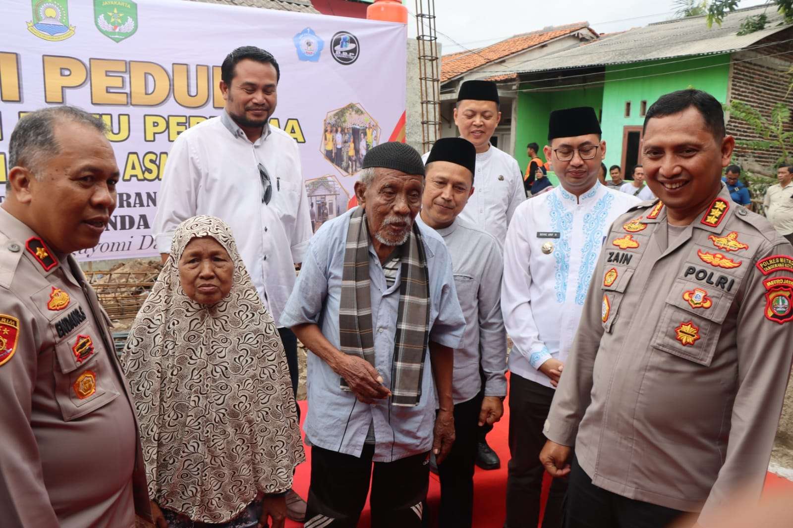 Polres Metro Tangerang Kota Bedah Rumah Ustad di Benda Lewat Program Polri Peduli