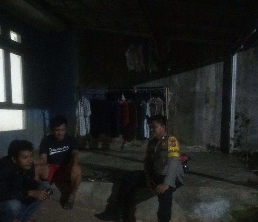 Polsek Saketi Laksanakan Patroli Malam